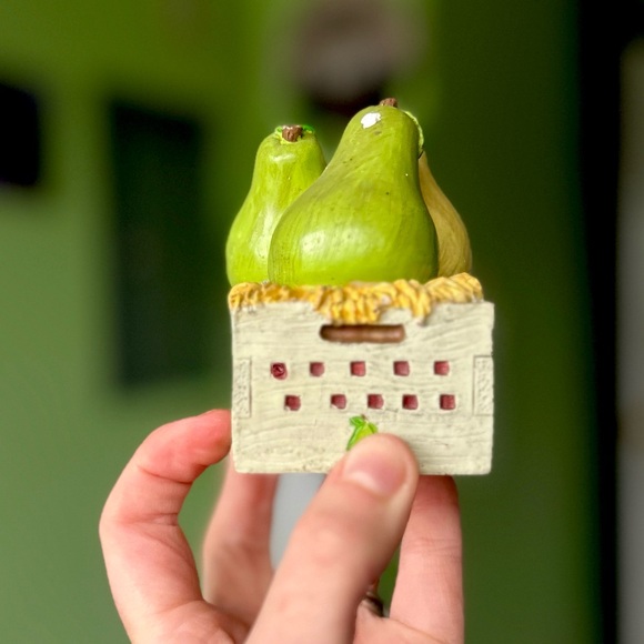 VTG Wooden Cased Farmhouse Pears Cottagecore Mini Accent Tiered Tray Farm Decor - Picture 3 of 10